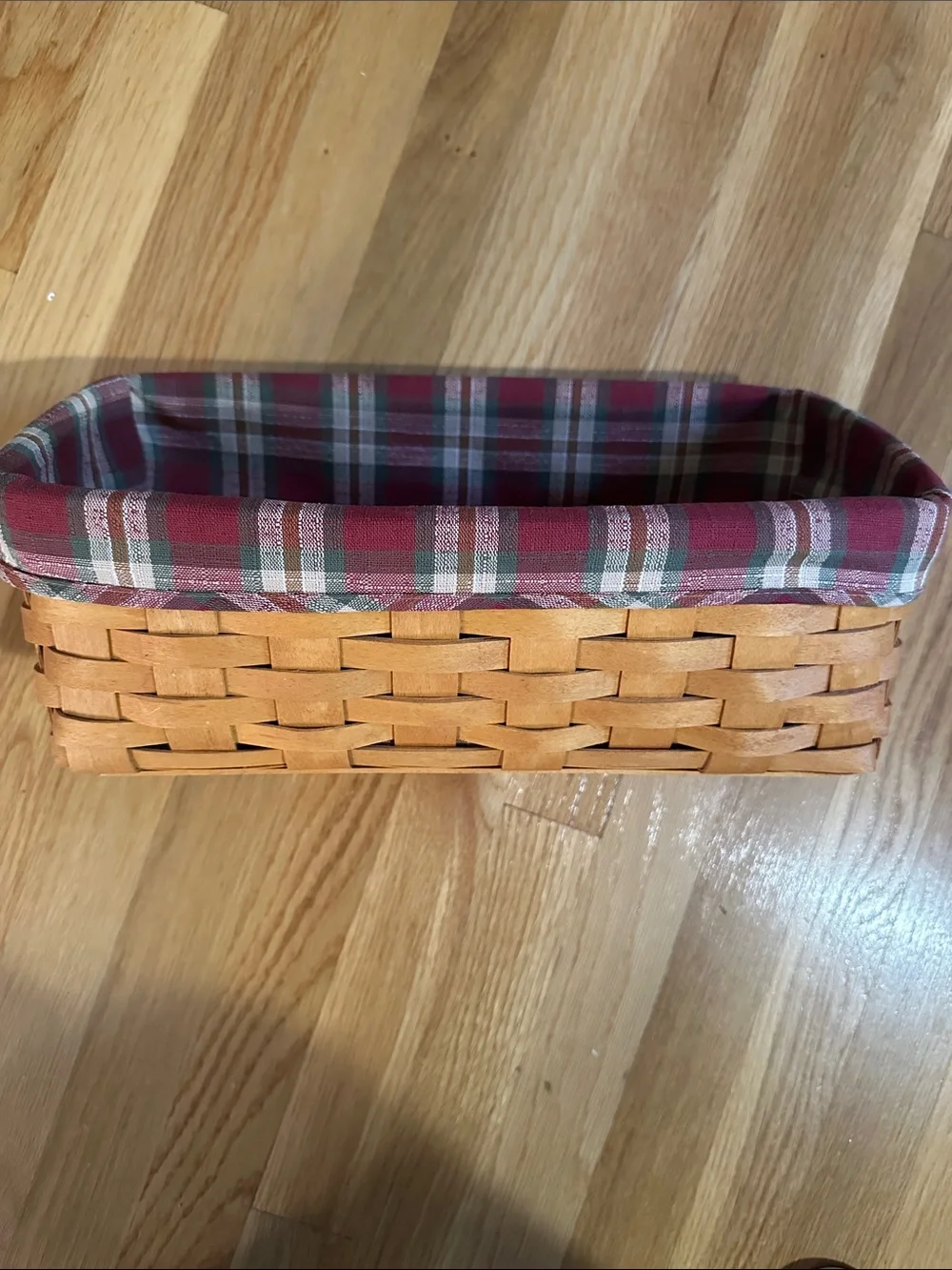 Longaberger vanity basket with Plaid Fabric-Liner from 2000. Good condition